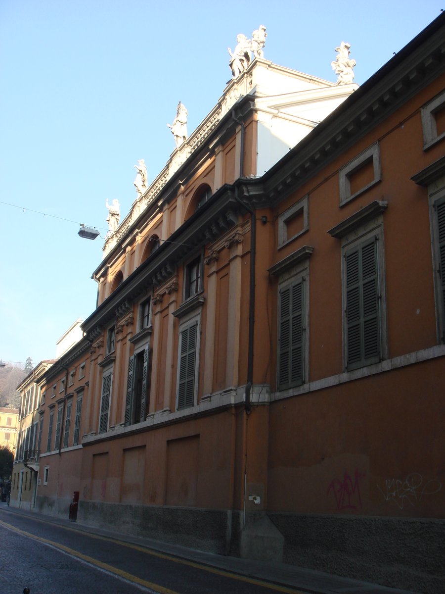 palazzo vescovile - 1