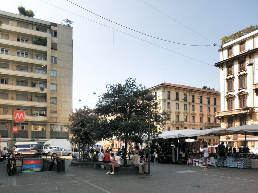 piazza Lima
