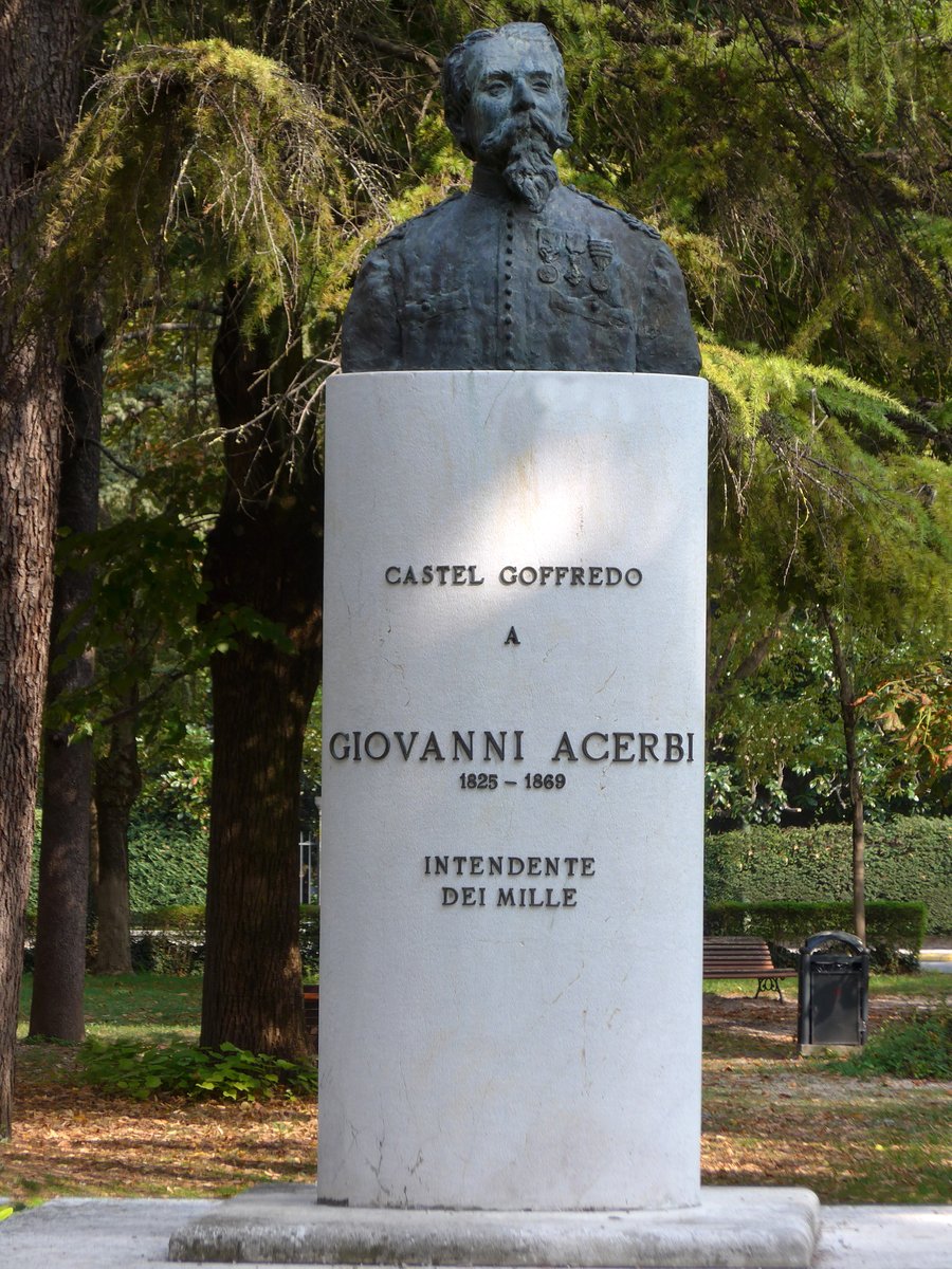 Monumento a Giovanni Acerbi - Castel Goffredo