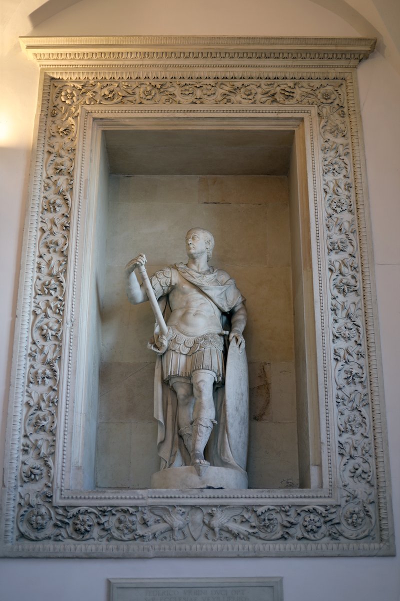 Statua di Federico da Montefeltro - Urbino