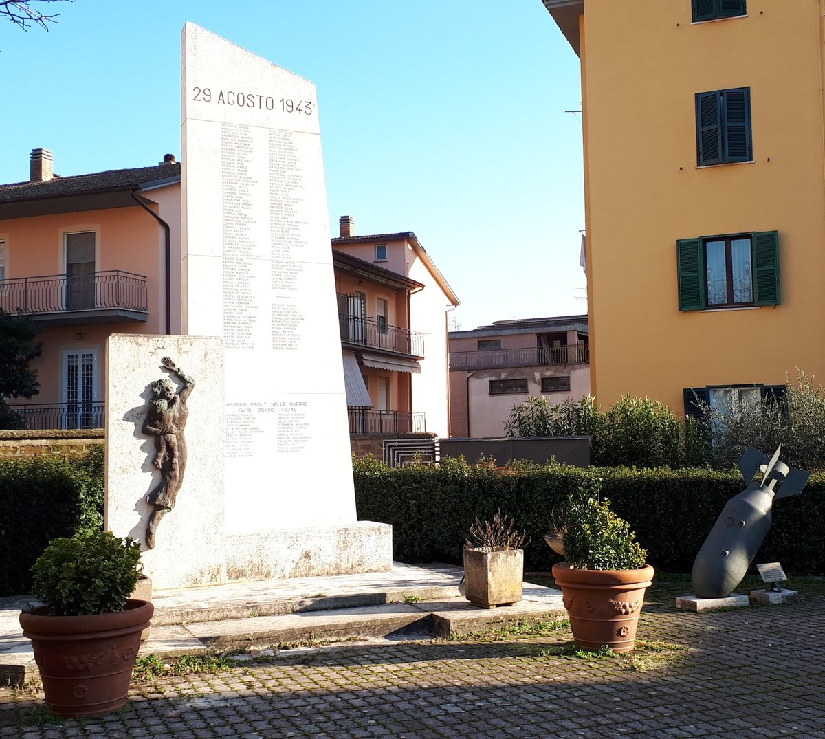 Monumento ai Caduti di piazza 29 agosto 1943 - Orte