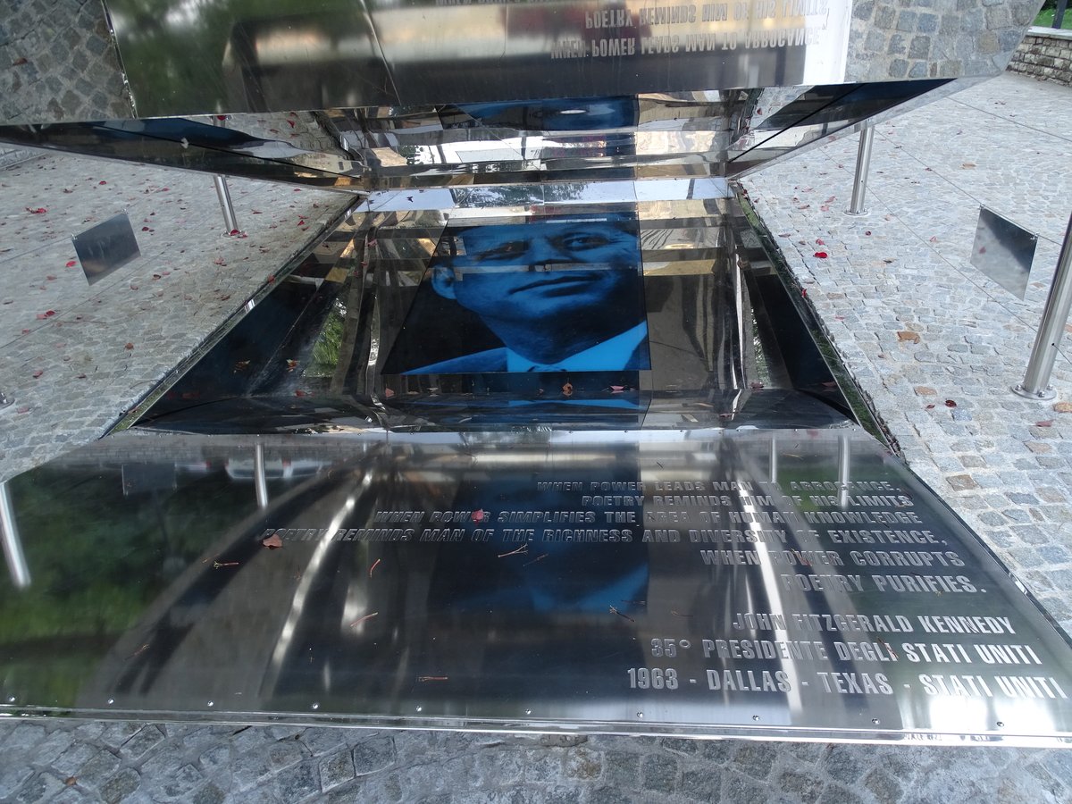 memorial Kennedy