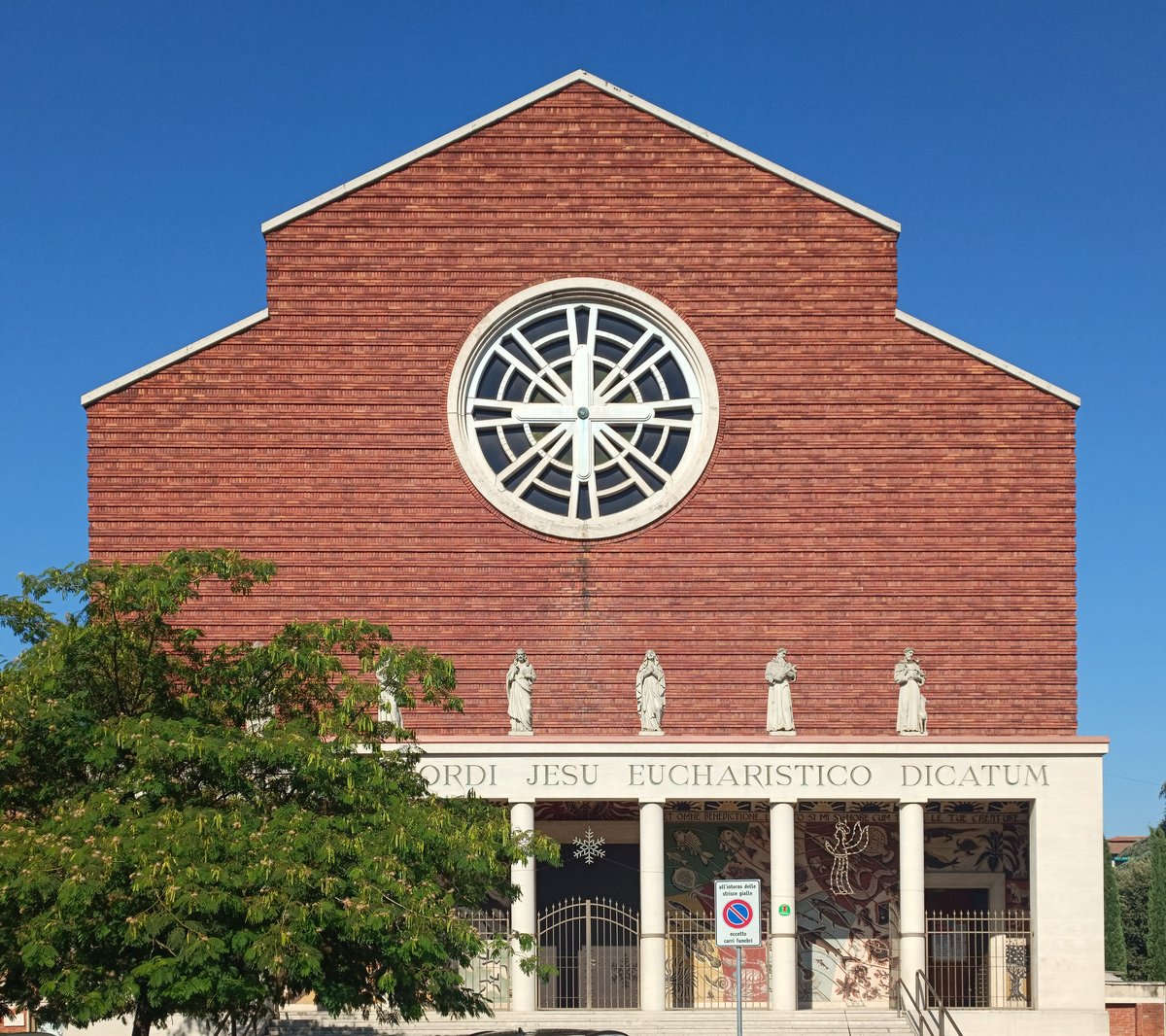 chiesa del Sacro Cuore Eucaristico - 1