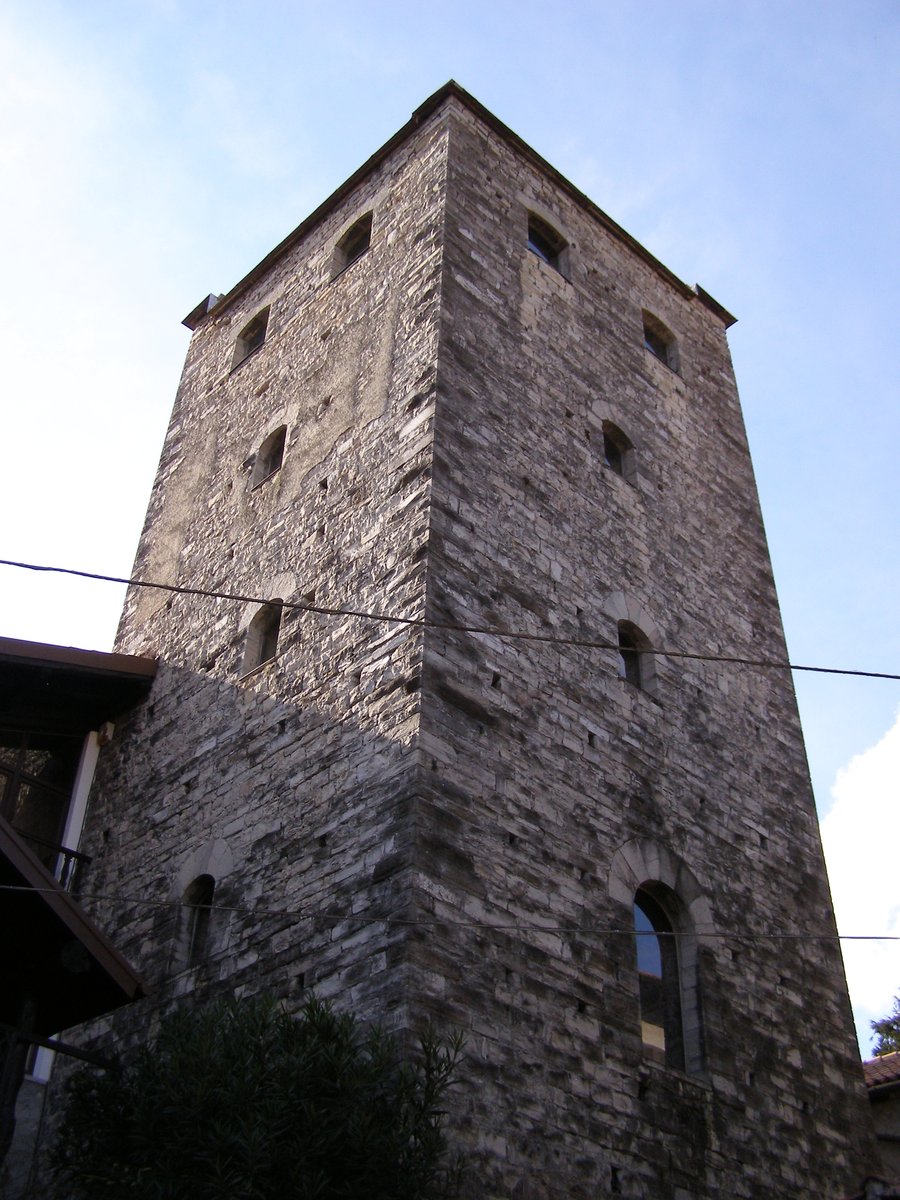 Torre di Villa