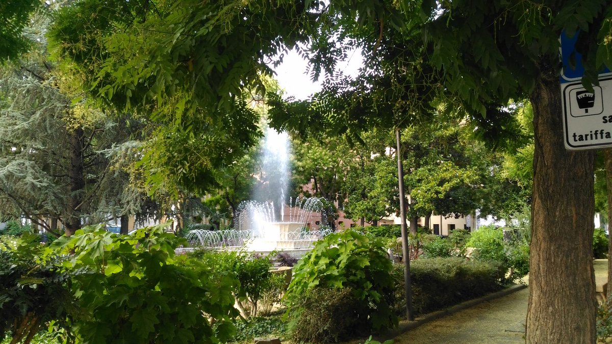 Piazza Umberto Merlin