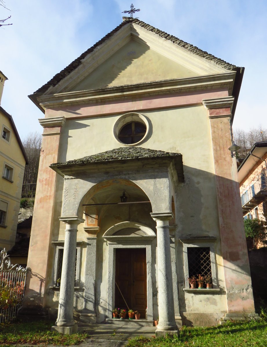 chiesa della Madonna del Divino Aiuto - Crodo