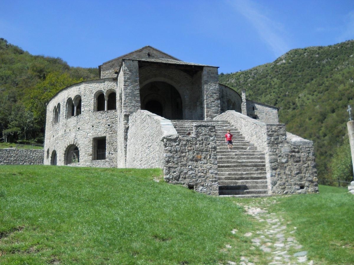 chiesa di San Pietro al Monte - Civate