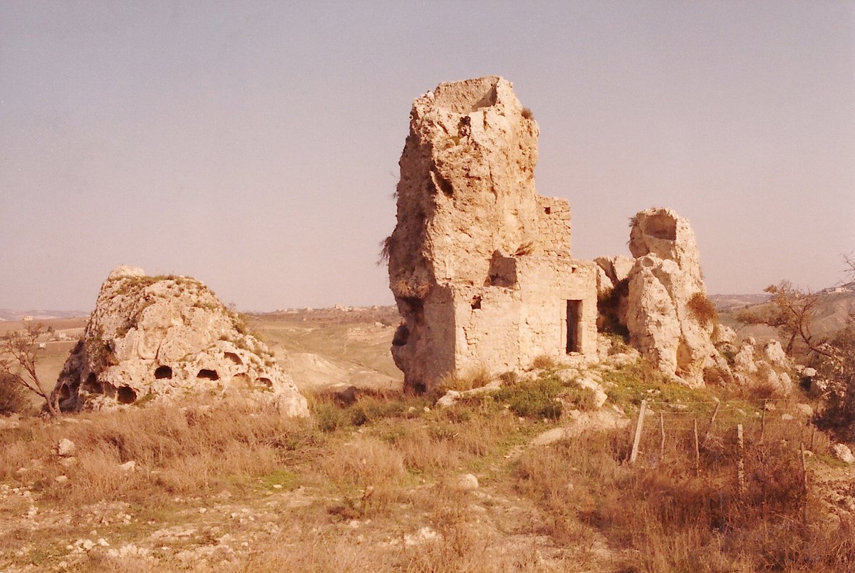 necropoli di contrada Stefano - Favara