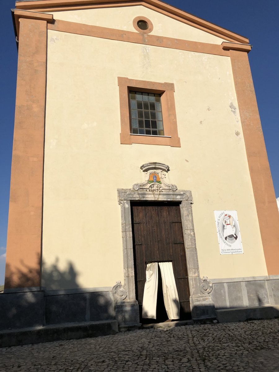 Santuario di Maria Santissima delle Grazie - Palazzo Adriano