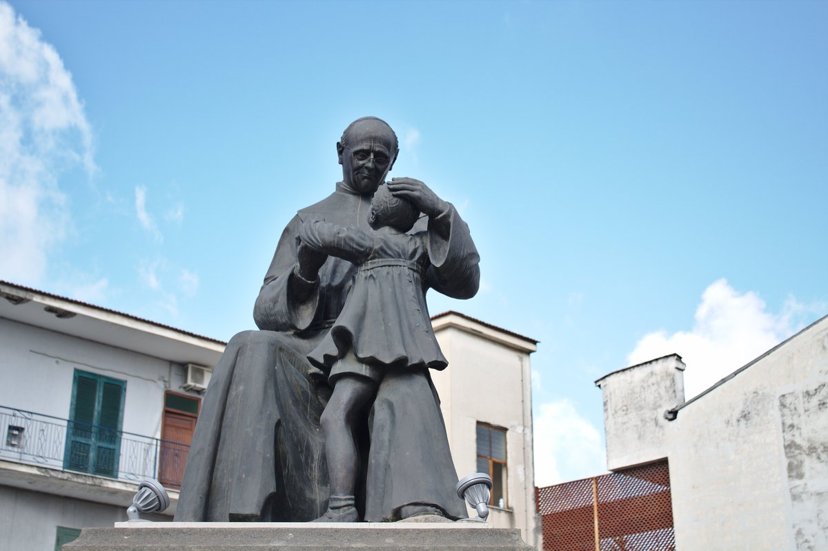Statua di Padre Sossio Del Prete - Frattamaggiore