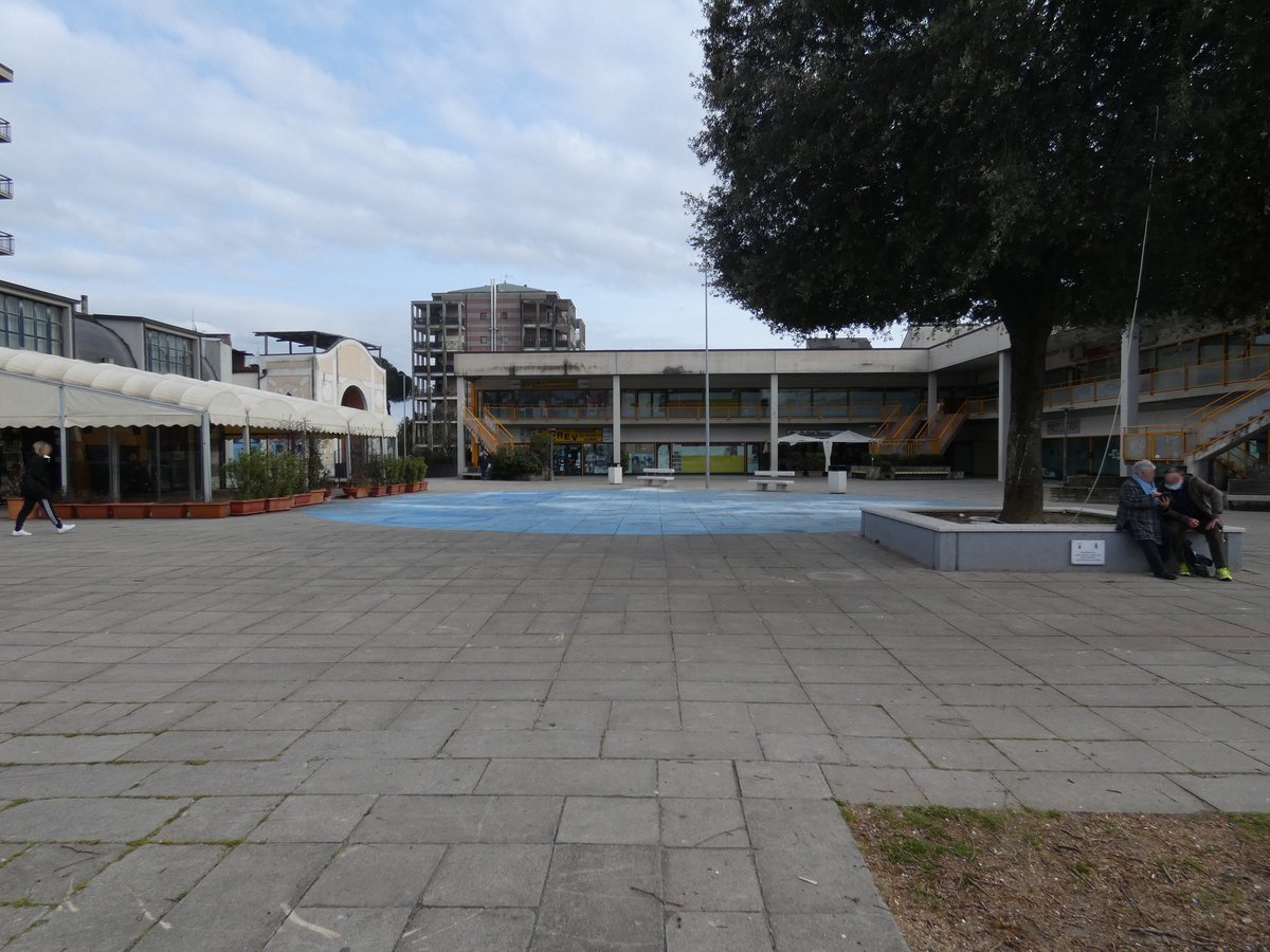 Piazza Roanne (Montevarchi) - Montevarchi