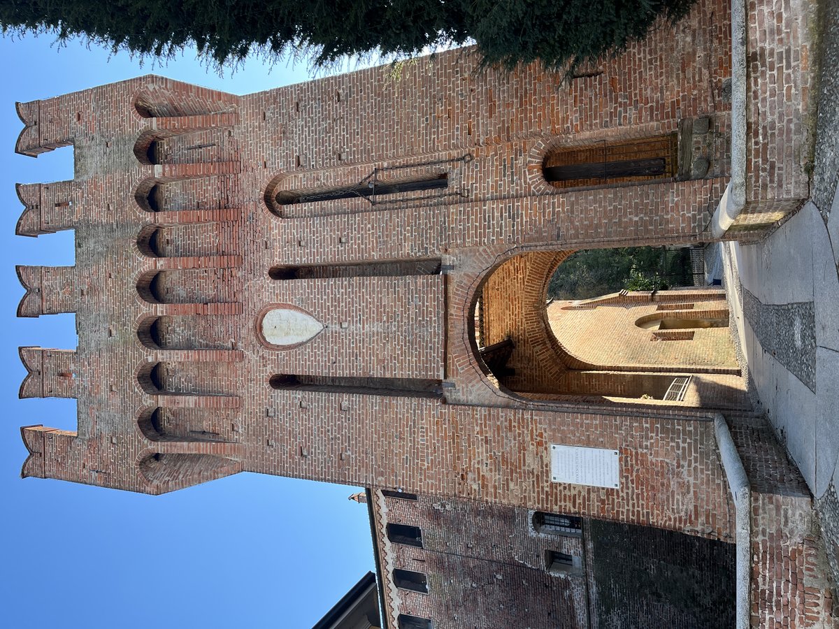 Torre d'accesso al Ricetto - San Colombano al Lambro