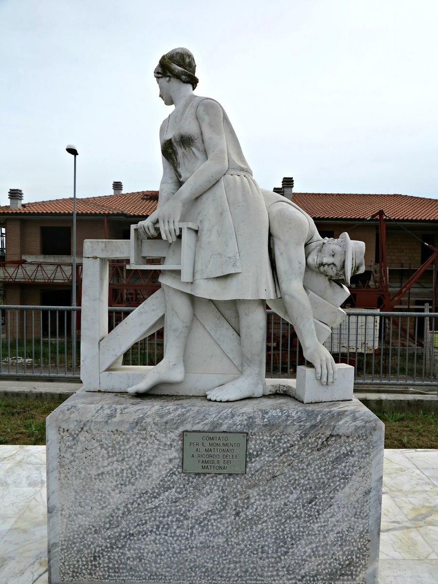 monumento ai Mattonai - Montopoli in Val d'Arno