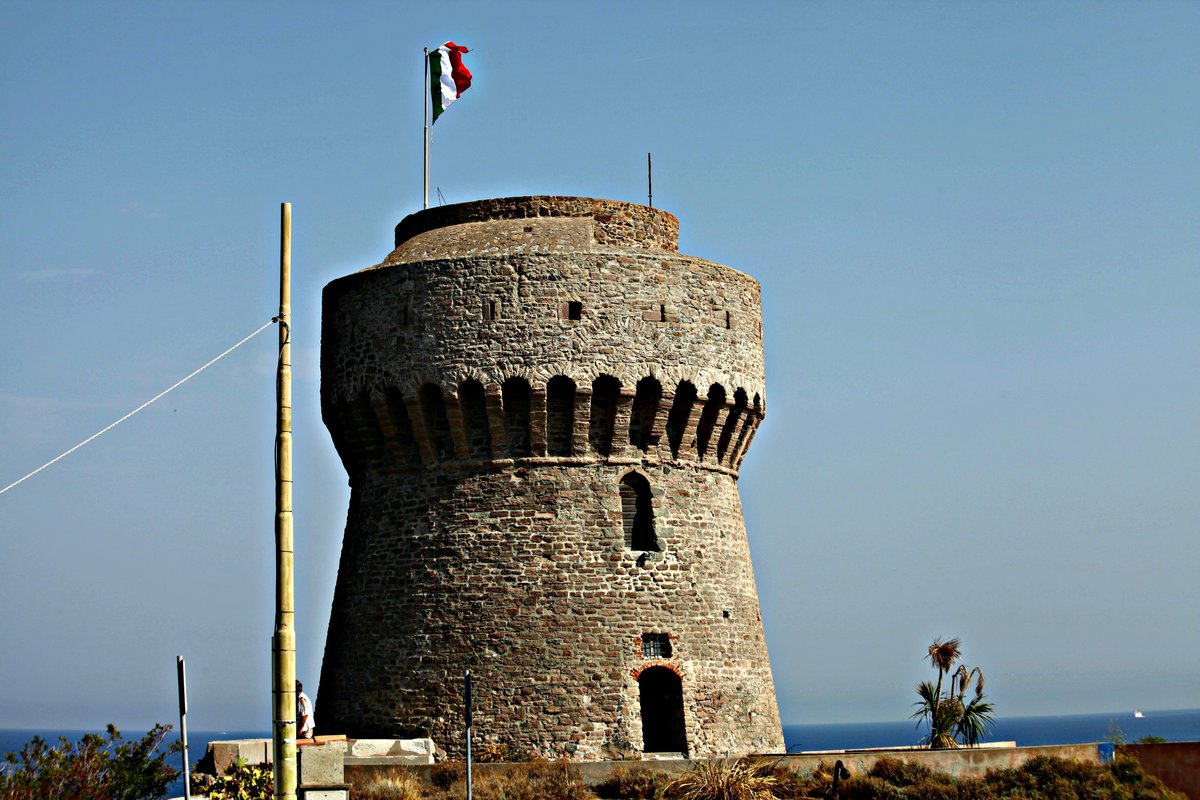Torre del Porto - Capraia Isola