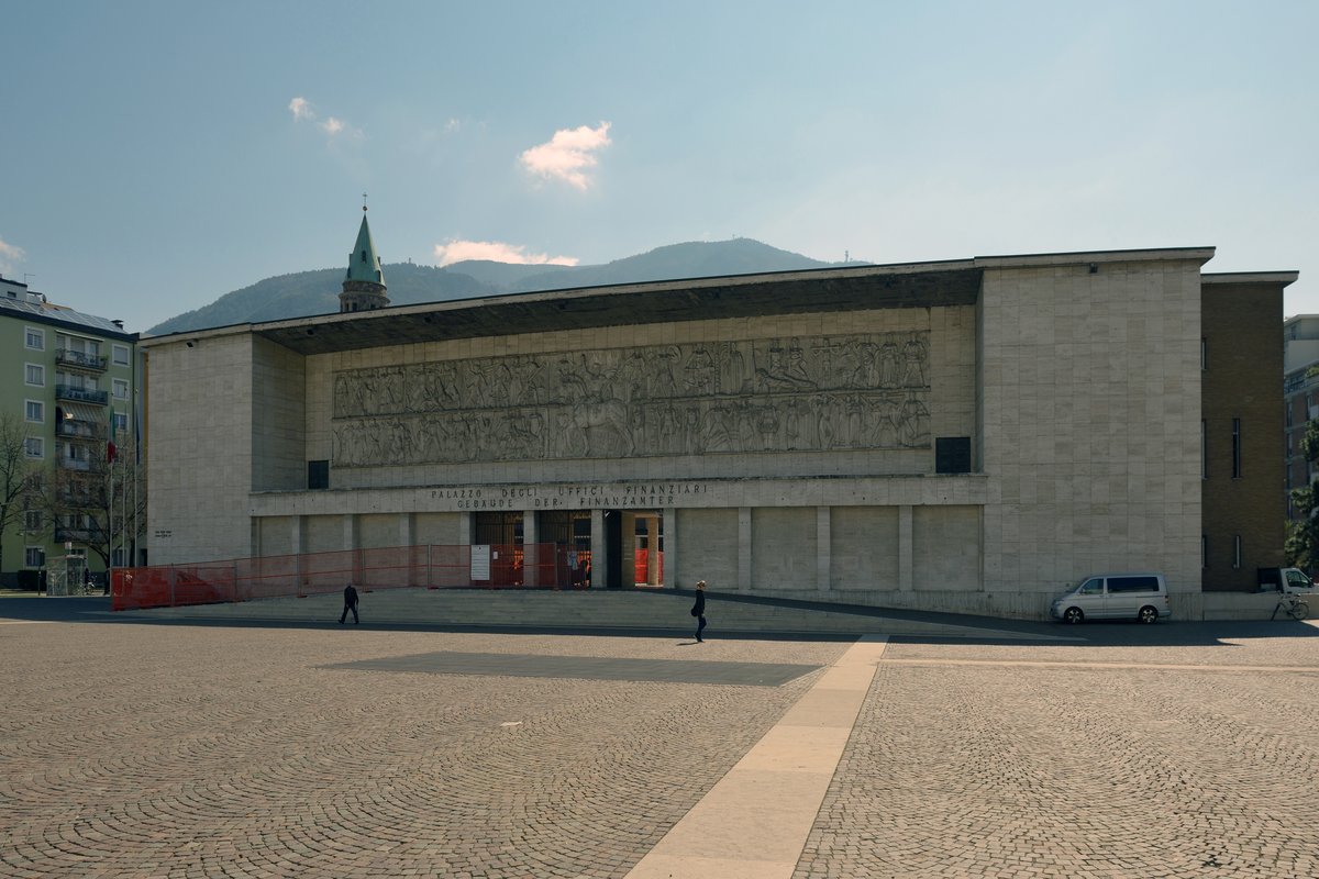 Piazza del Tribunale