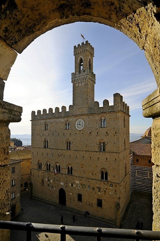 palazzo dei Priori - Volterra