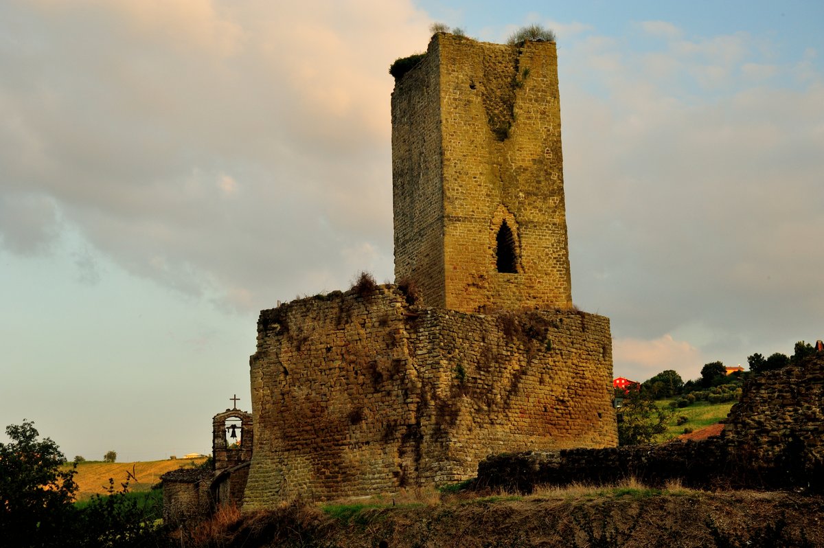 Torre di Carpignano - San Severino Marche
