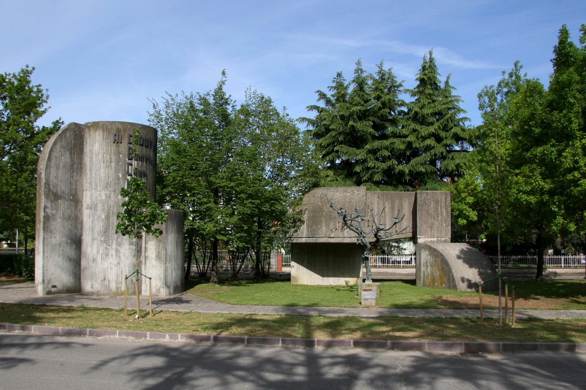 Monumento nazionale ai caduti per la bonifica dei campi minati - Castel Bolognese