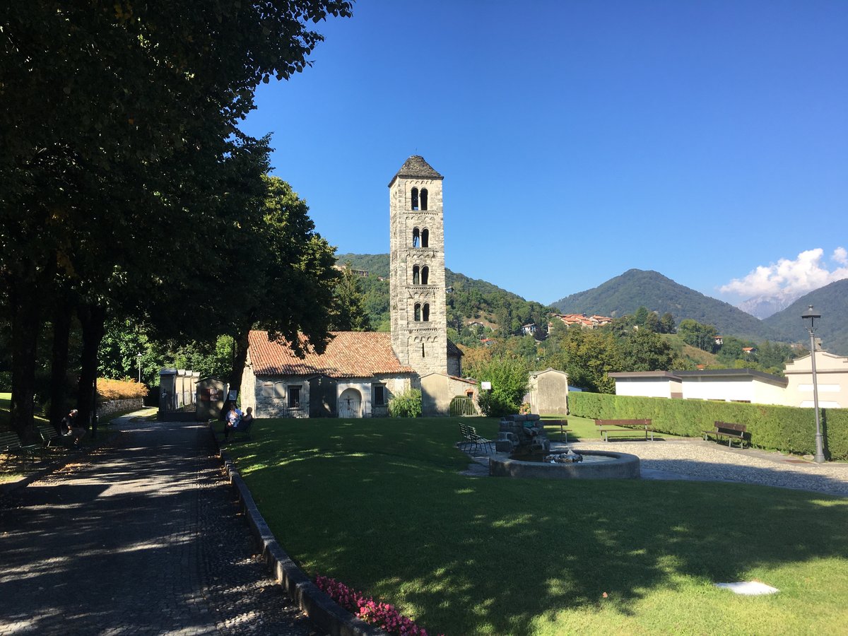 chiesa dei Santi Cosma e Damiano - Rezzago