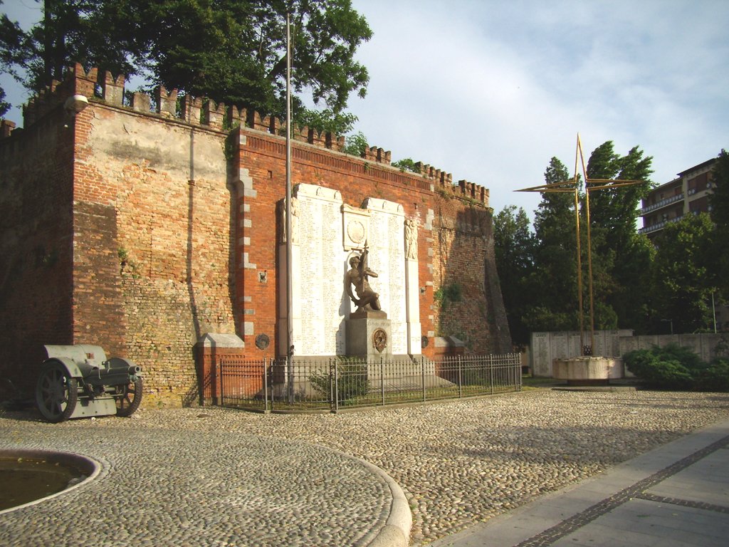 Monumento ai Caduti