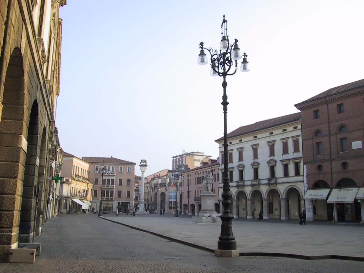 Piazza Vittorio Emanuele II - Rovigo