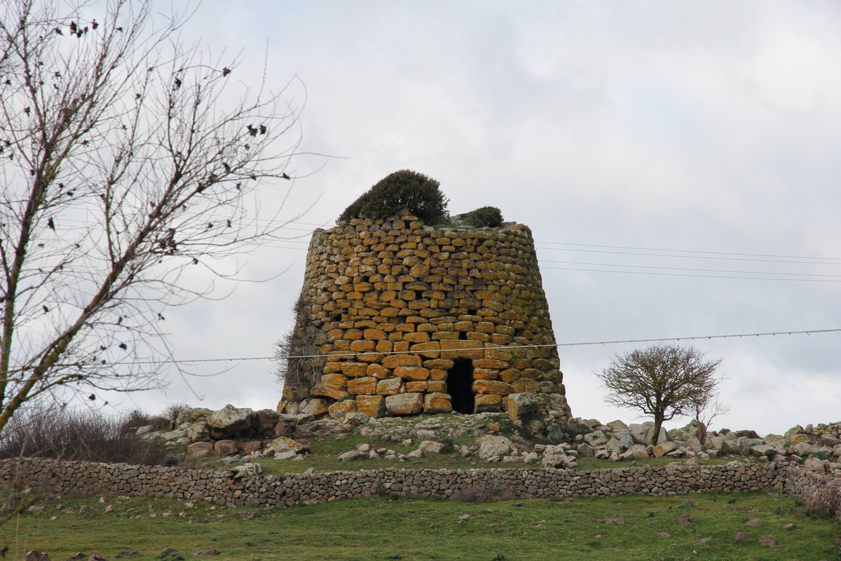 nuraghe Succuronis - Macomer