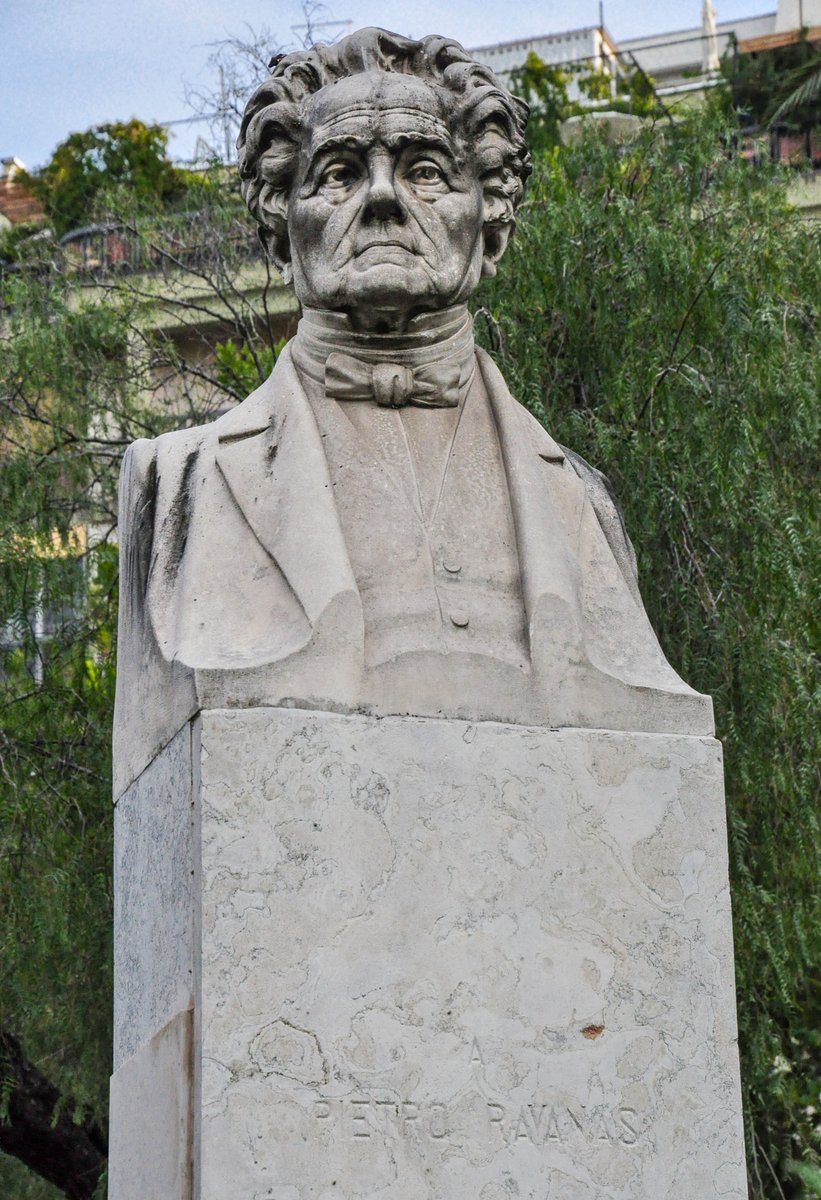 Monumento dedicato a Pietro Ravanas