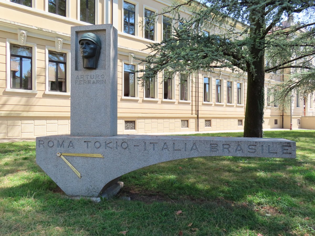 Monumento ad Arturo Ferrarin - Thiene