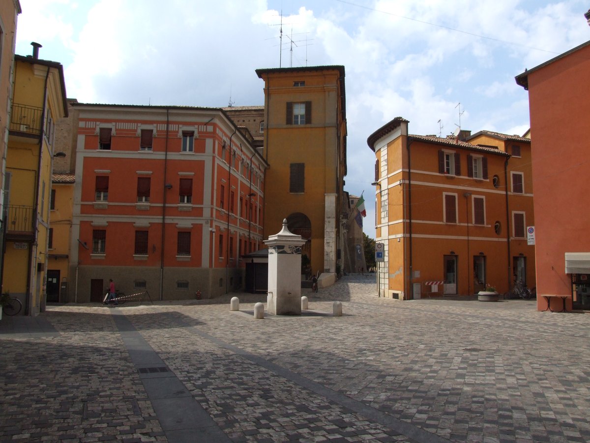 Piazza Giovanni Amendola