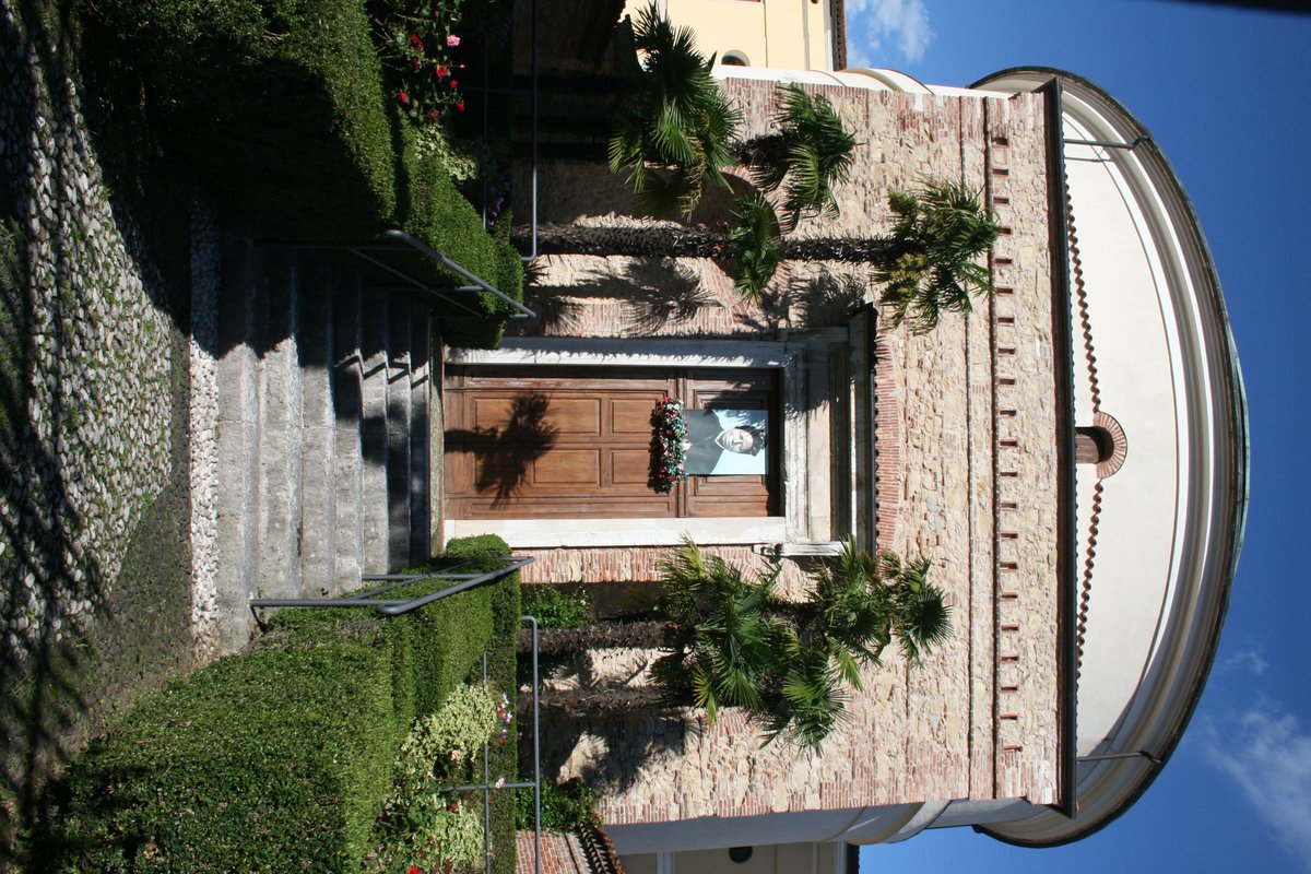 chiesa della Sacra Famiglia