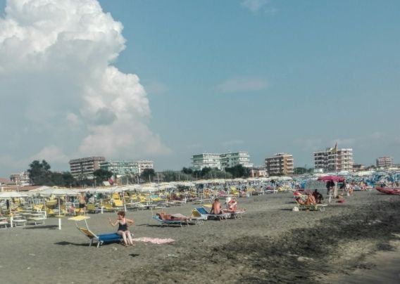 Happy Days Beach - 5