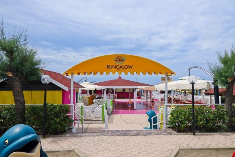 Bungalow Beach - 5