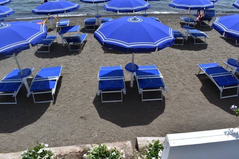 Blue Banner Beach - 5