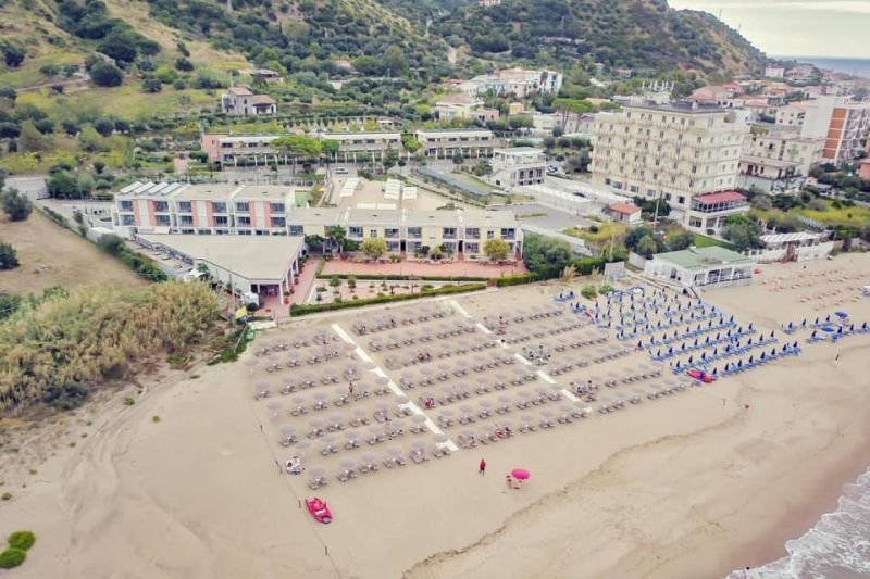 Ancora Beach - 3