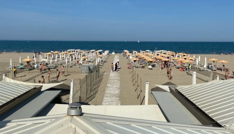 Charlie Beach - Ravenna