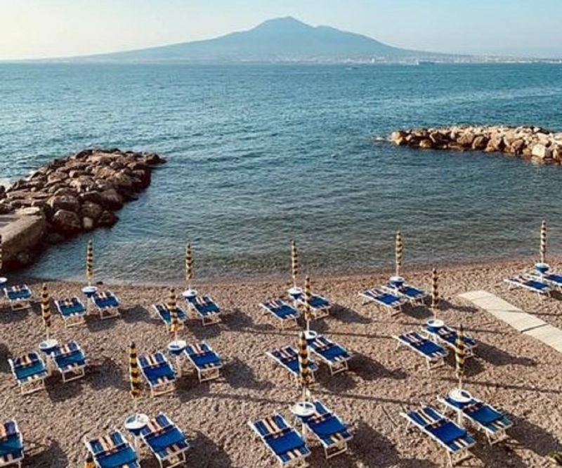 Famous Beach - Castellammare Di Stabia