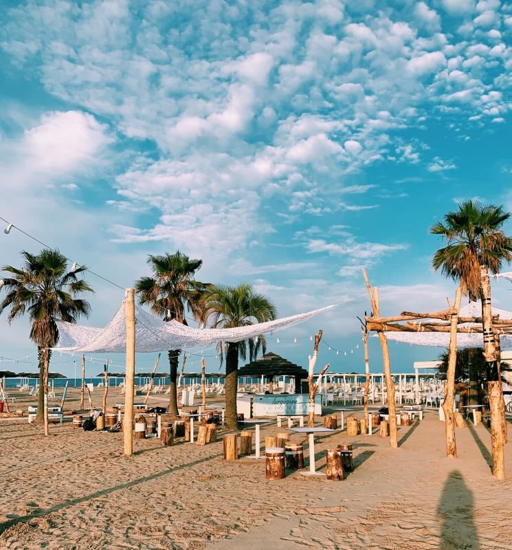 Turquoise Beach Club