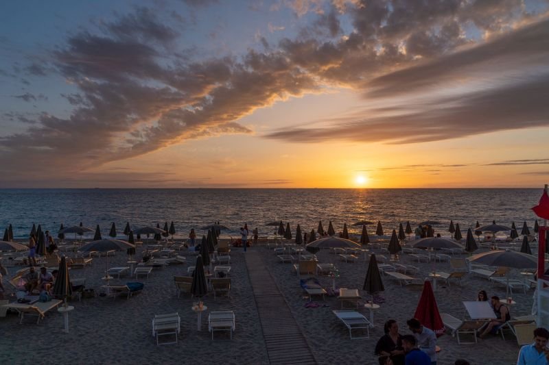 Sunset Beach Club - 5