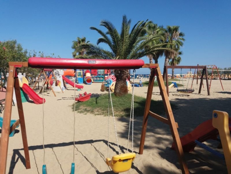 La Playa Del Sol - 3