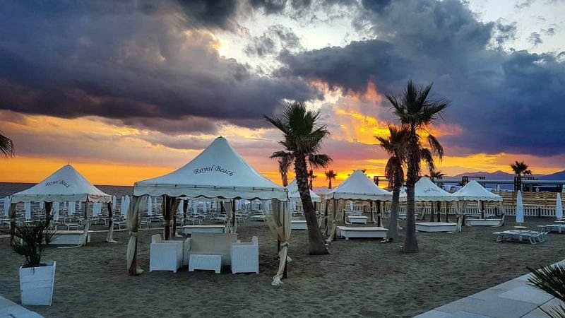 Royal Beach - 3