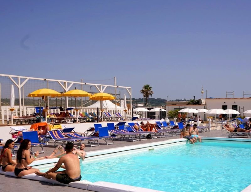 Capri Beach - 3