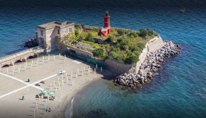 La Spiaggia Del Castello Di Baia - 3