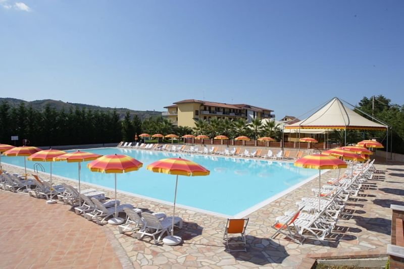 Spiaggia Privata Villaggio Artemis - 3