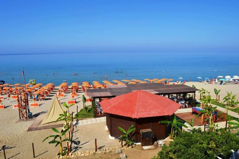 Lido Mascalzone Latino - 3