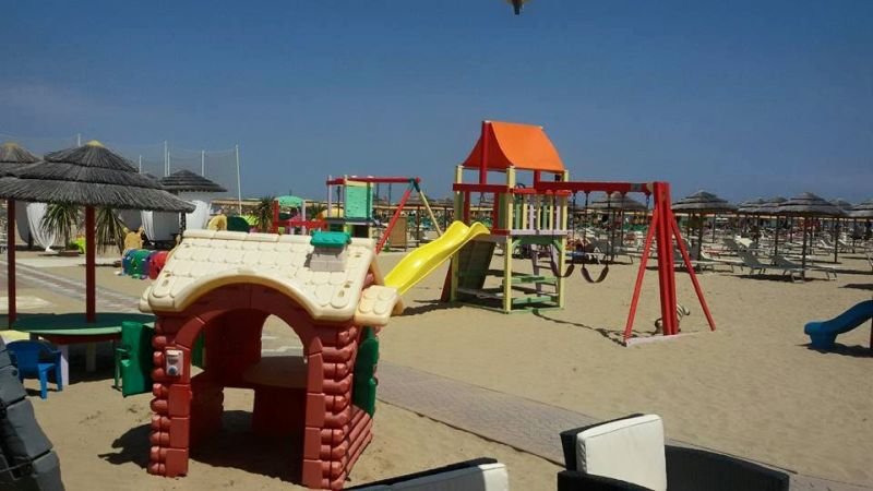 Spiaggia 90 e Bagni 91 Massimo - 2