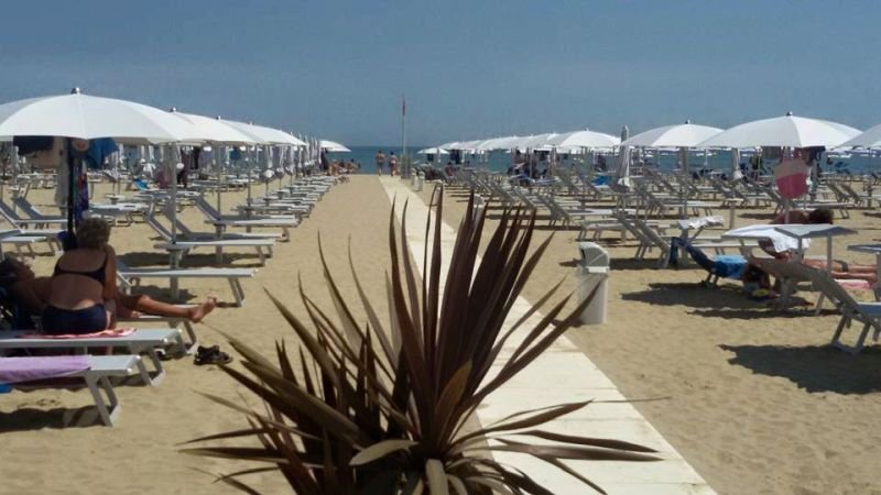 Spiaggia 90 e Bagni 91 Massimo - 5