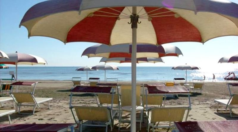 Bagno Bianchi - Pinarella