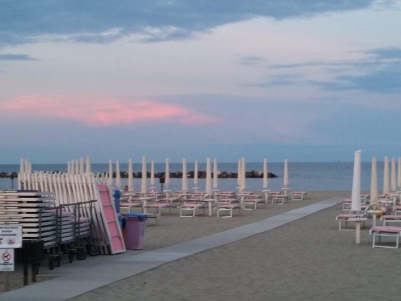 Bagno Ristorante Palm Beach - Casalborsetti