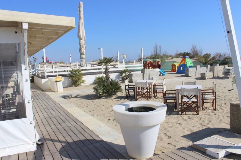 Marabou Beach Club - 3