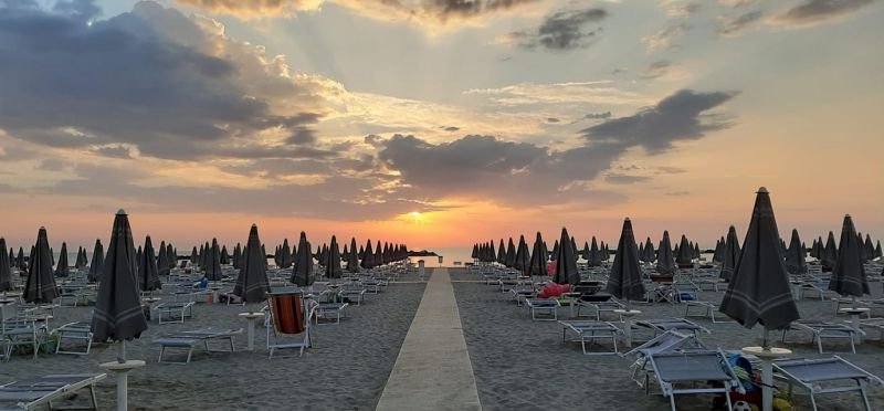 Bagno Arcobaleno - Lido Adriano